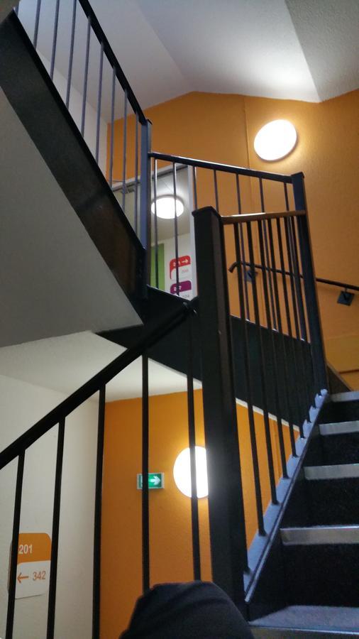 Hotelf1 Lyon Isle D'Abeau Ouest St Exupery Saint-Quentin-Fallavier Eksteriør bilde